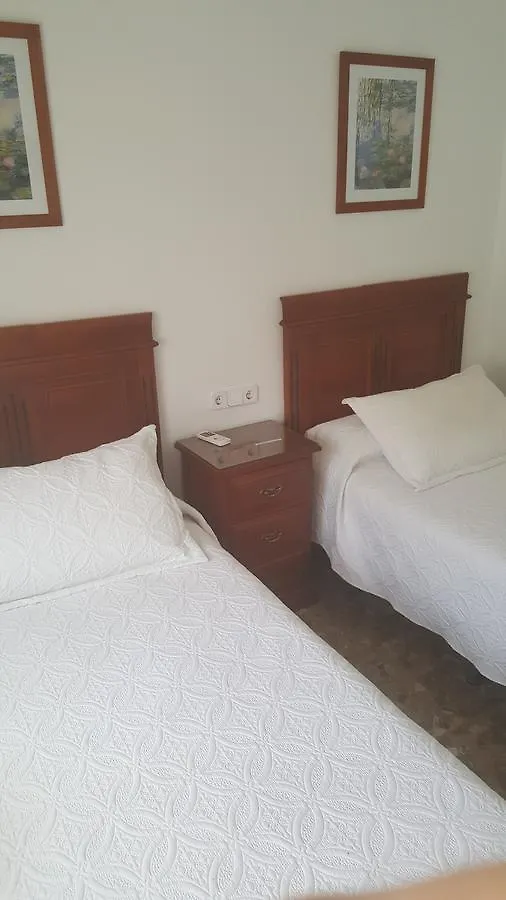 Hostal Los Dos Naranjos El Arahal Guest house